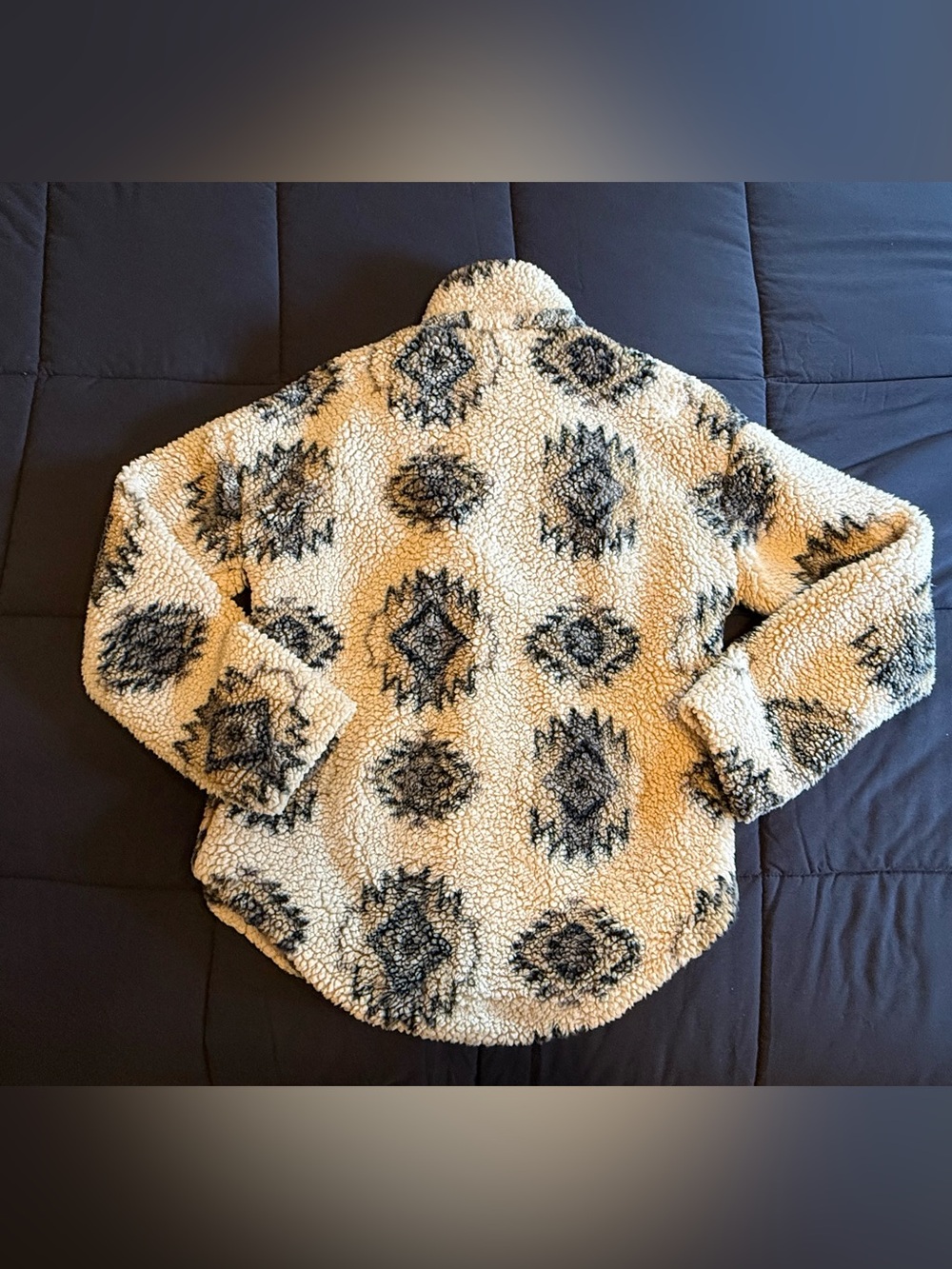 Thread & Supply Sherpa Fleece Shacket Ivory Gray Aztec Print Button Front Jacket - Picture 3 of 8